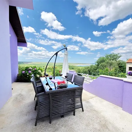 Paulin Holiday home Obrovac